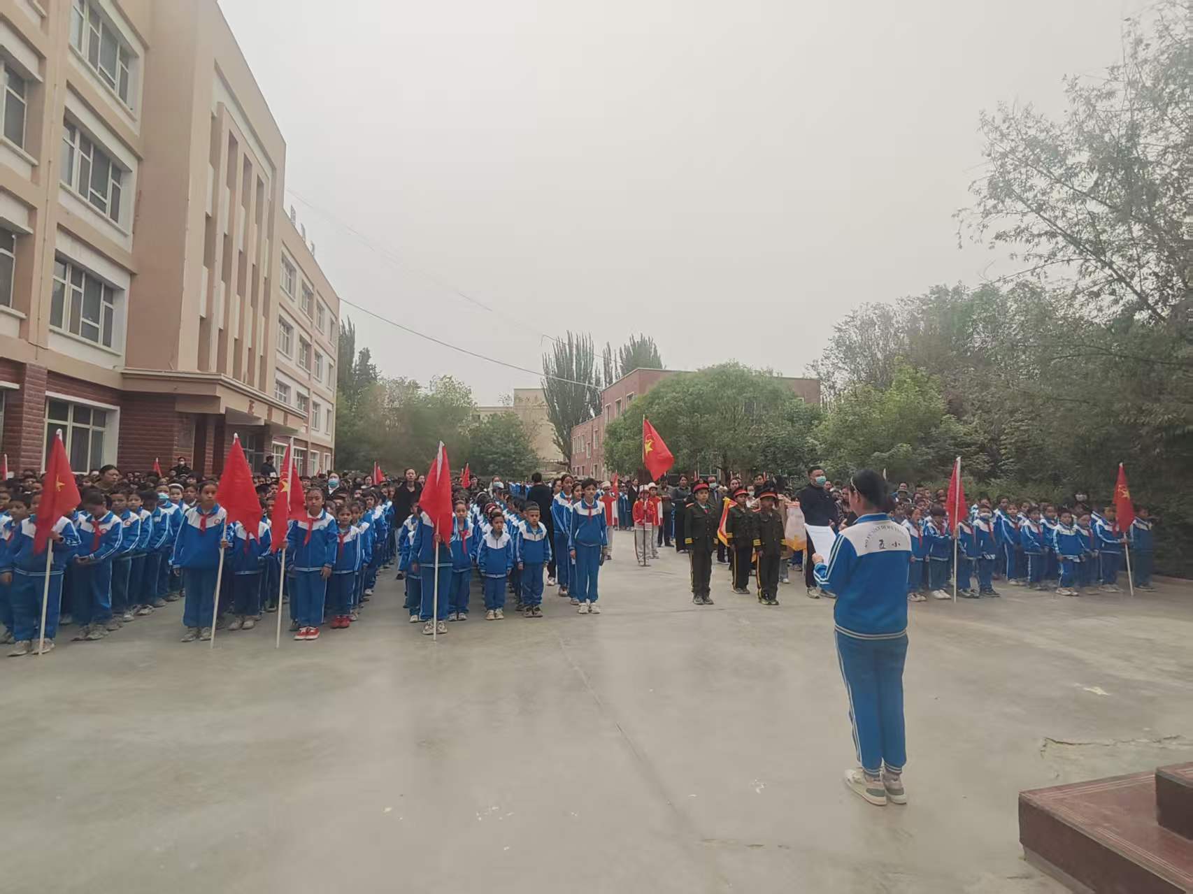 学生国旗下宣讲